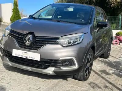 Vendo Renault Captur 2019 - 16990 EUR, 90898 km - AUTO.MOTO.pt