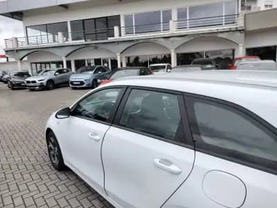 Vendo Kia Ceed SW 2020 - 15500 EUR, 58500 km - AUTO.MOTO.pt