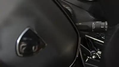 Sell Peugeot 208 2024 - 16450 EUR, 17000 km - AUTO.MOTO.pt