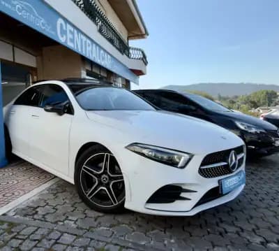 Vendo Mercedes-Benz A 180 Limousine 2020 - 29950 EUR, 97000 km - AUTO.MOTO.pt