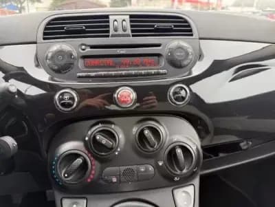 Vendo Fiat 500 2012 - 8250 EUR, 146000 km - AUTO.MOTO.pt