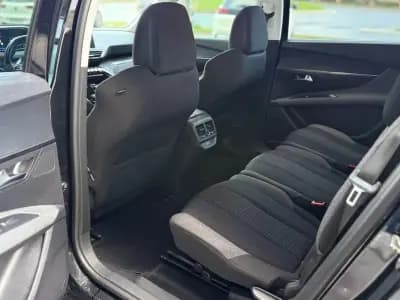 Vendo Peugeot 5008 2020 - 19990 EUR, 166000 km - AUTO.MOTO.pt