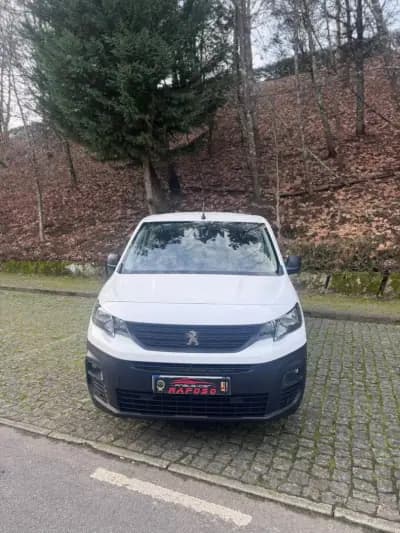 Sell Peugeot Partner 2020 - 15750 EUR, 134587 km - AUTO.MOTO.pt