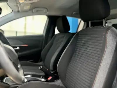 Vendo Peugeot 208 2022 - 15950 EUR, 71000 km - AUTO.MOTO.pt