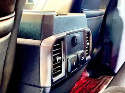 Vendo Ford F-150 2017 - 105900 EUR, 58000 km - AUTO.MOTO.pt