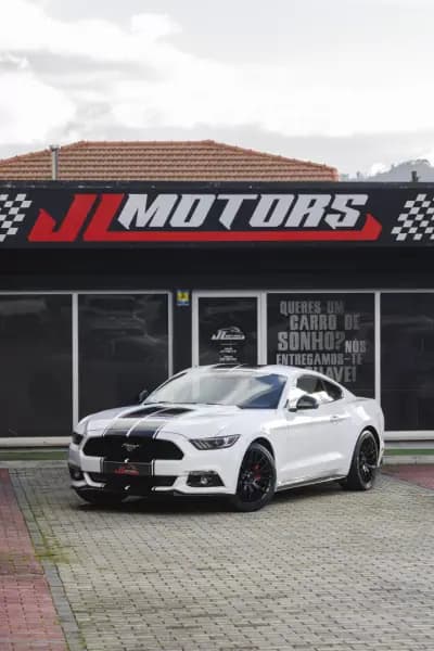 Vendo Ford Mustang 2016 - 30900 EUR, 101230 km - AUTO.MOTO.pt