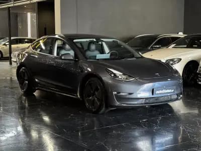 Vendo Tesla Model 3 2022 - 29990 EUR, 125900 km - AUTO.MOTO.pt