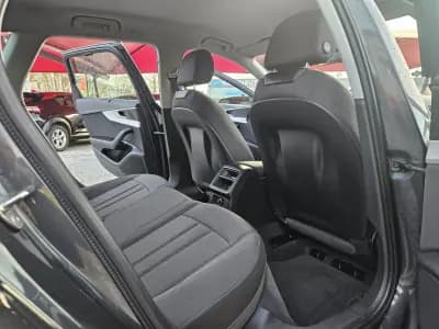 Vendo Audi A4 Avant 2018 - 22800 EUR, 104924 km - AUTO.MOTO.pt