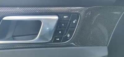 Vendo Porsche Panamera 2017 - 82499 EUR, 62500 km - AUTO.MOTO.pt