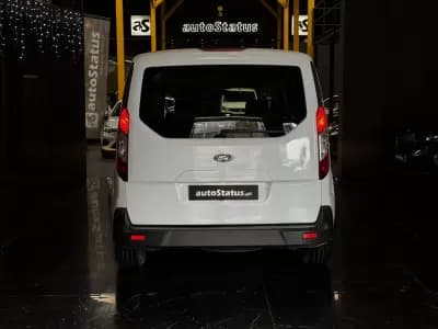 Vendo Ford Tourneo Connect 2015 - 12990 EUR, 204400 km - AUTO.MOTO.pt