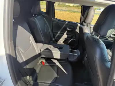 Sell Jeep Renegade 2019 - 15995 EUR, 105000 km - AUTO.MOTO.pt