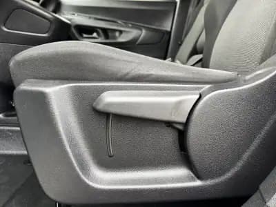 Vendo Peugeot Partner 2020 - 13990 EUR, 135000 km - AUTO.MOTO.pt