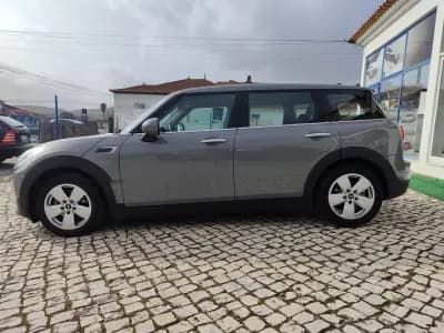 Vendo MINI Clubman 2017 - 14790 EUR, 212000 km - AUTO.MOTO.pt