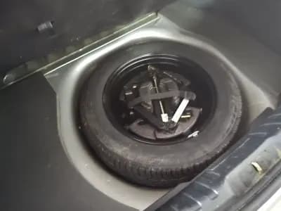 Vendo Peugeot 406 2005 - 6999 EUR, 113308 km - AUTO.MOTO.pt