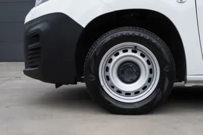 Vendo Citroën Berlingo 2021 - 14900 EUR, 116000 km - AUTO.MOTO.pt