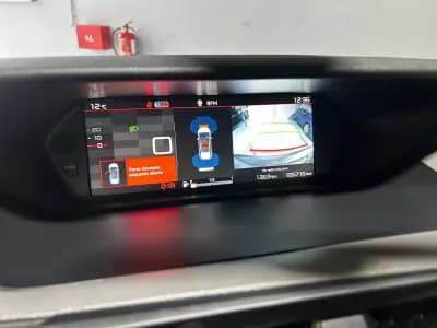 Sell Citroën C4 Spacetourer 2018 - 17000 EUR, 105700 km - AUTO.MOTO.pt