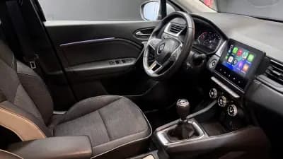 Sell Renault Captur 2023 - 16770 EUR, 70000 km - AUTO.MOTO.pt