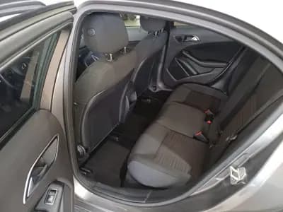 Sell Mercedes-Benz A 180 2017 - 17490 EUR, 102325 km - AUTO.MOTO.pt