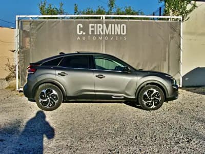 Vendo Citroën C4 2023 - 20900 EUR, 17652 km - AUTO.MOTO.pt