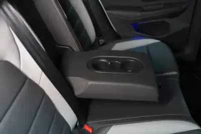 Vendo Volkswagen Golf 2021 - 34970 EUR, 88000 km - AUTO.MOTO.pt