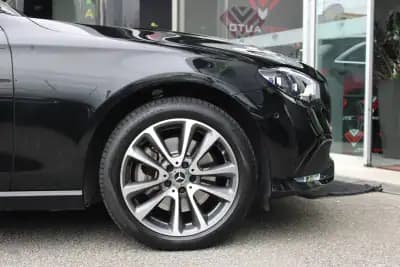 Vendo Mercedes-Benz E 220 2021 - 36900 EUR, 78024 km - AUTO.MOTO.pt