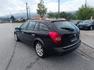 Vendo Renault Laguna 2007 - 3500 EUR, 230000 km - AUTO.MOTO.pt