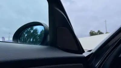 Vendo BMW 123 2007 - 11900 EUR, 253000 km - AUTO.MOTO.pt