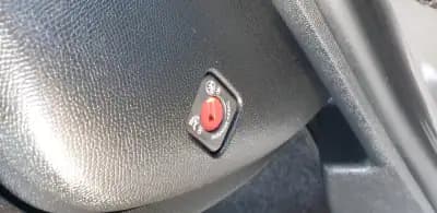 Vendo Peugeot 308 2016 - 10990 EUR, 162027 km - AUTO.MOTO.pt