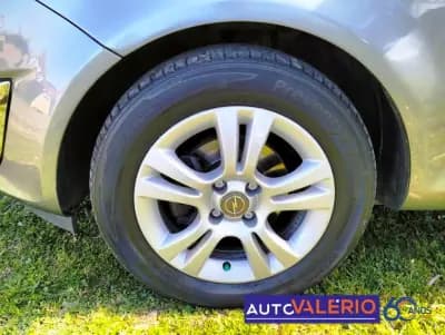 Vendo Opel Corsa 2013 - 7950 EUR, 74650 km - AUTO.MOTO.pt