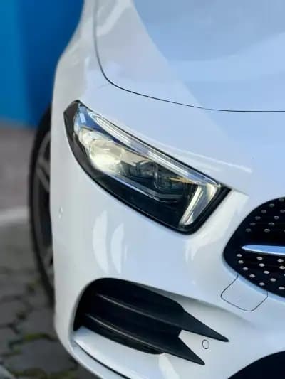 Vendo Mercedes-Benz A 180 Limousine 2020 - 29950 EUR, 97000 km - AUTO.MOTO.pt