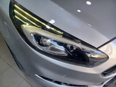 Vendo Ford S-Max 2015 - 21890 EUR, 180021 km - AUTO.MOTO.pt