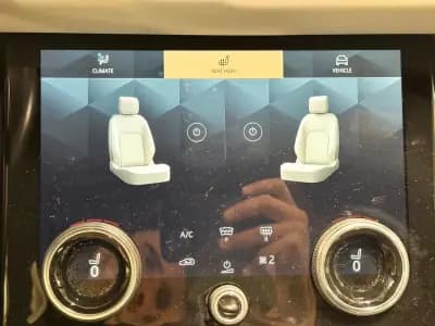 Vendo Land Rover Range Rover Evoque 2021 - 35900 EUR, 67110 km - AUTO.MOTO.pt