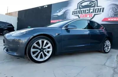 Sell Tesla Model 3 2019 - 23900 EUR, 140000 km - AUTO.MOTO.pt