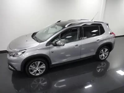 Sell Peugeot 2008 2018 - 11500 EUR, 85000 km - AUTO.MOTO.pt