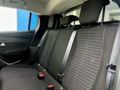 Vendo Peugeot 208 2022 - 15950 EUR, 71000 km - AUTO.MOTO.pt