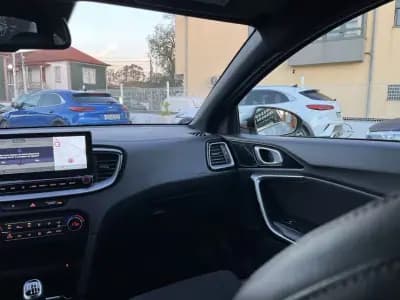 Vendo Kia ProCeed 2022 - 19450 EUR, 92000 km - AUTO.MOTO.pt