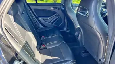 Sell Mercedes-Benz CLA 200 2019 - 29990 EUR, 33564 km - AUTO.MOTO.pt