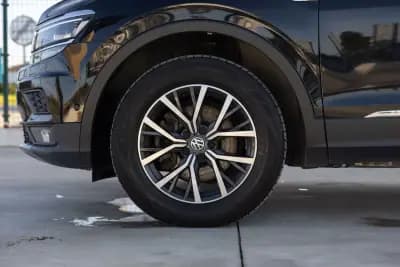 Sell Volkswagen Tiguan Allspace 2018 - 29890 EUR, 105000 km - AUTO.MOTO.pt