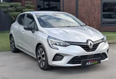 Sell Renault Clio 2023 - 13500 EUR, 152386 km - AUTO.MOTO.pt