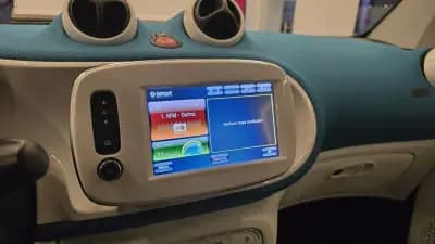 Vendo Smart Fortwo Cabrio 2014 - 8900 EUR, 145888 km - AUTO.MOTO.pt