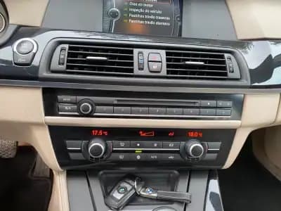 Vendo BMW 520 2011 - 14999 EUR, 250000 km - AUTO.MOTO.pt