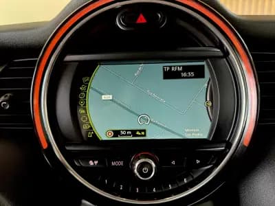 Vendo MINI One 2016 - 12999 EUR, 132000 km - AUTO.MOTO.pt