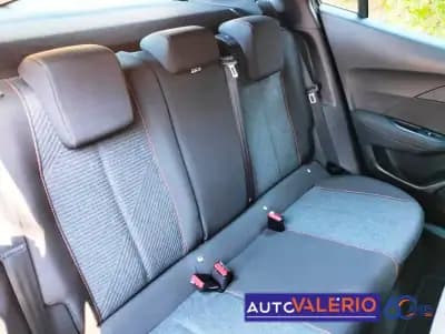 Sell Peugeot 2008 2024 - 22450 EUR, 14135 km - AUTO.MOTO.pt