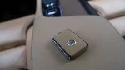 Sell Volvo S90 2016 - 24750 EUR, 266000 km - AUTO.MOTO.pt