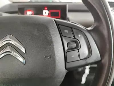 Vendo Citroën C4 Cactus 2018 - 9150 EUR, 106600 km - AUTO.MOTO.pt