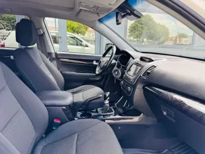 Vendo Kia Sorento 2015 - 18900 EUR, 199000 km - AUTO.MOTO.pt