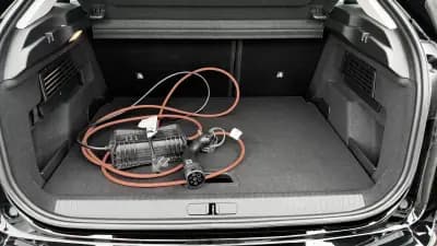 Sell Citroën e-C4 2022 - 19990 EUR, 20800 km - AUTO.MOTO.pt