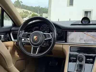 Sell Porsche Panamera Sport Turismo 2018 - 64999 EUR, 128000 km - AUTO.MOTO.pt