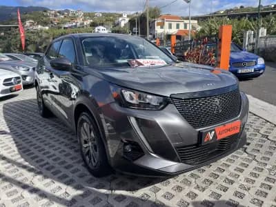 Vendo Peugeot 2008 2021 - 17950 EUR, 96530 km - AUTO.MOTO.pt