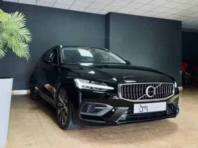 Sell Volvo V60 2022 - 25990 EUR, 149741 km - AUTO.MOTO.pt